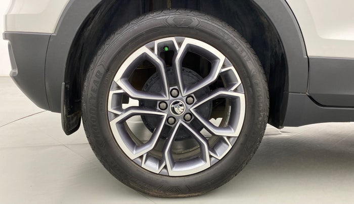 2021 Skoda KUSHAQ STYLE 1.5 TSI MT, Petrol, Manual, 10,928 km, Right Rear Wheel
