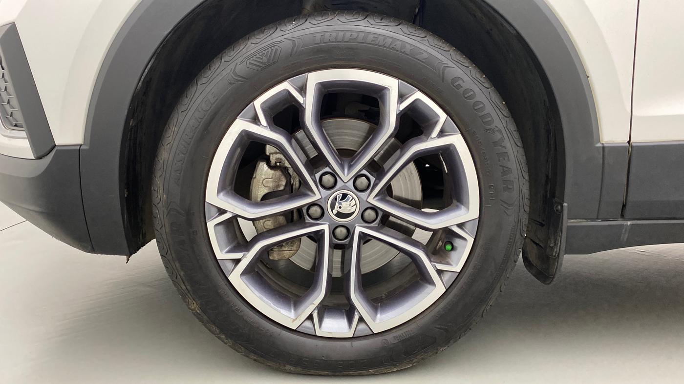 2021 Skoda KUSHAQ STYLE 1.5 TSI MT, Petrol, Manual, 10,928 km, Left Front Wheel