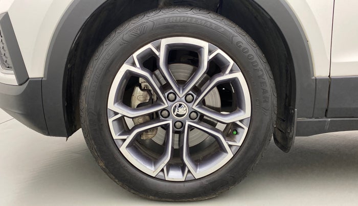 2021 Skoda KUSHAQ STYLE 1.5 TSI MT, Petrol, Manual, 10,928 km, Left Front Wheel