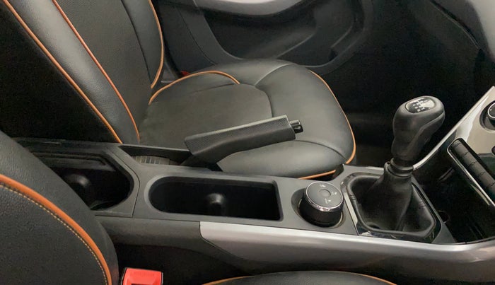 2021 Tata NEXON XM DIESEL, Diesel, Manual, 79,812 km, Gear Lever