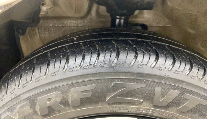 2017 Maruti Celerio ZXI, Petrol, Manual, 77,784 km, Left Front Tyre Tread