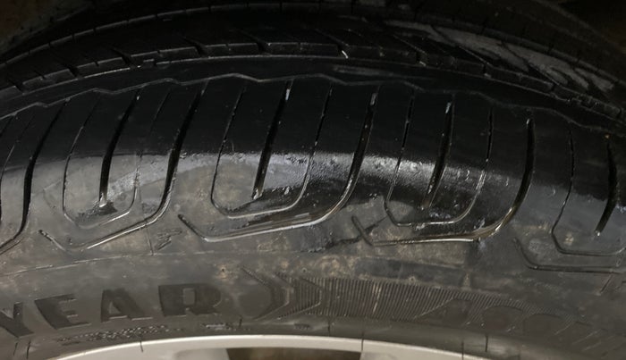 2024 MG ASTOR Select 1.5 CVT (Ivory), Petrol, Automatic, 20,164 km, Left Rear Tyre Tread