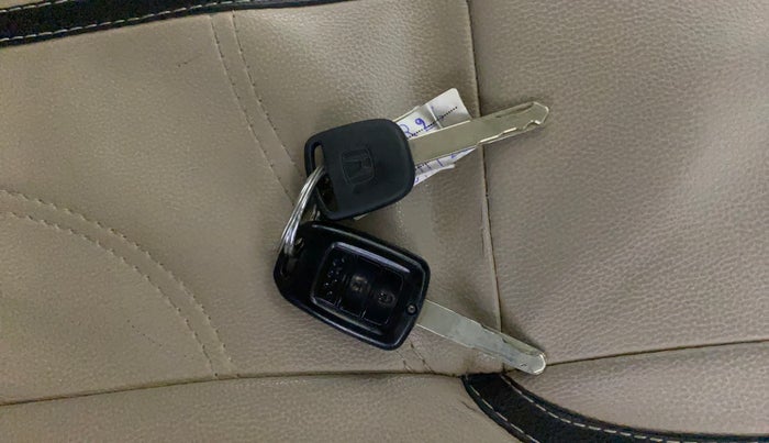 2019 Honda Amaze 1.2L I-VTEC S, Petrol, Manual, 71,278 km, Key Close Up