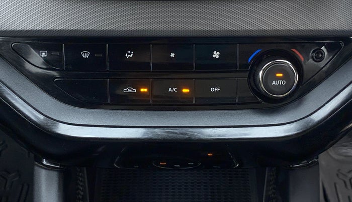 2022 Tata Harrier XZA+ DARK EDITION, Diesel, Automatic, 35,957 km, Automatic Climate Control