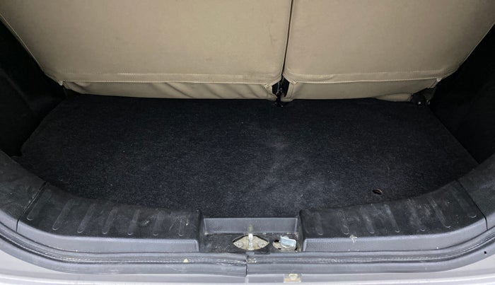 2018 Maruti Wagon R 1.0 VXI, Petrol, Manual, 38,304 km, Boot Inside