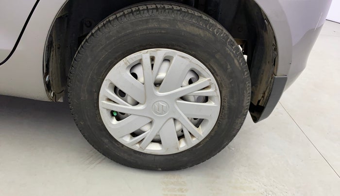 2016 Maruti Swift LXI (O), Petrol, Manual, 62,489 km, Left Rear Wheel