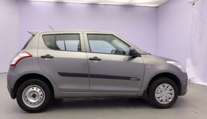 2016 Maruti Swift LXI (O), Petrol, Manual, 62,489 km, Right Side View