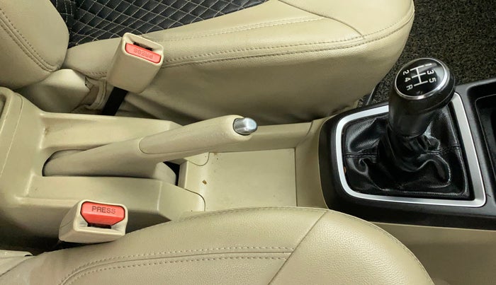 2017 Maruti Dzire VXI, Petrol, Manual, 52,020 km, Gear Lever