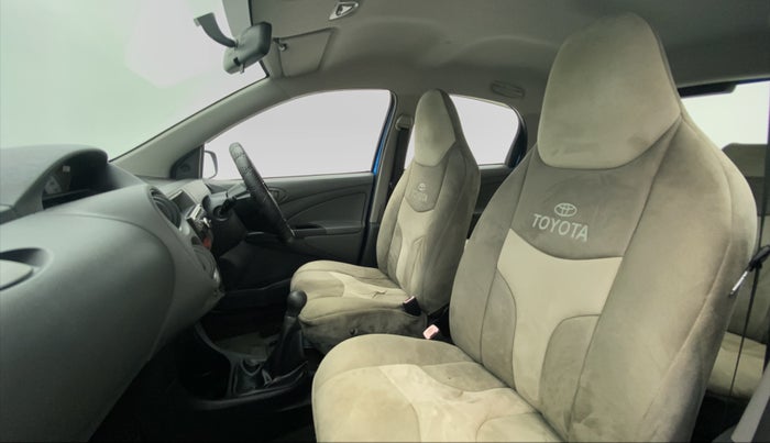 2012 Toyota Etios Liva G, Petrol, Manual, 28,205 km, Right Side Front Door Cabin