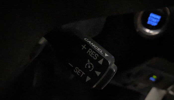 2022 Toyota Innova Crysta 2.7 ZX AT 7 STR, Petrol, Automatic, 55,536 km, Adaptive Cruise Control