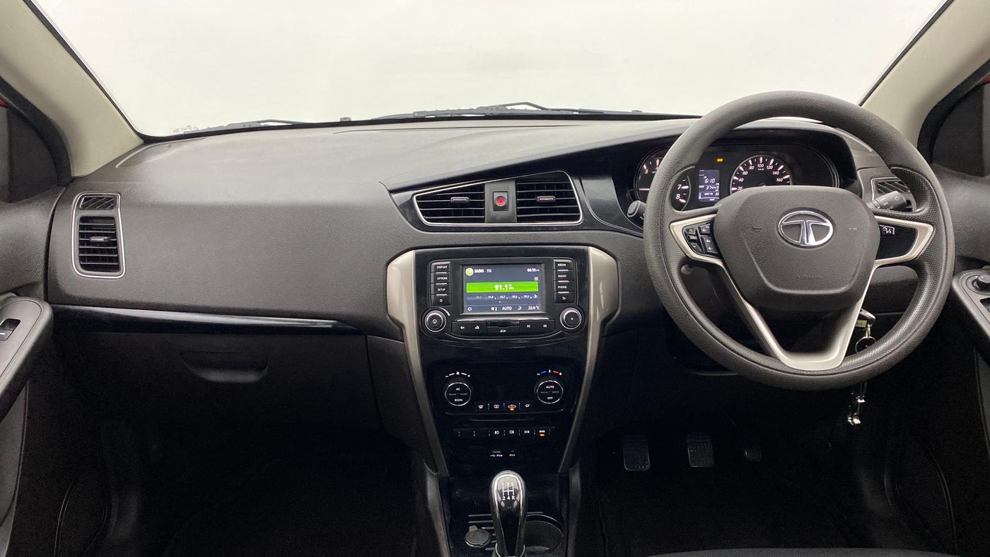 2015 Tata Bolt XT REVOTRON, Petrol, Manual, 37,485 km, Dashboard
