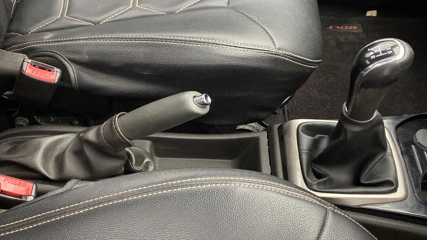 2015 Tata Bolt XT REVOTRON, Petrol, Manual, 37,485 km, Gear Lever