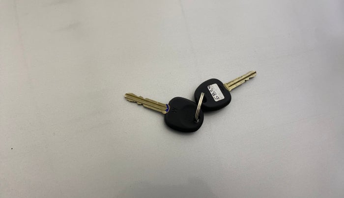 2016 Hyundai i10 MAGNA 1.1, Petrol, Manual, 57,646 km, Key Close Up