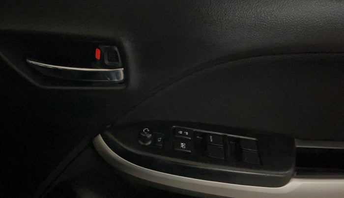 2018 Maruti Baleno DELTA PETROL 1.2, Petrol, Manual, 50,233 km, Driver Side Door Panels Control