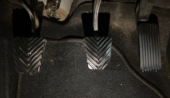 2018 Hyundai Verna 1.6 VTVT SX, Petrol, Manual, 51,170 km, Pedals