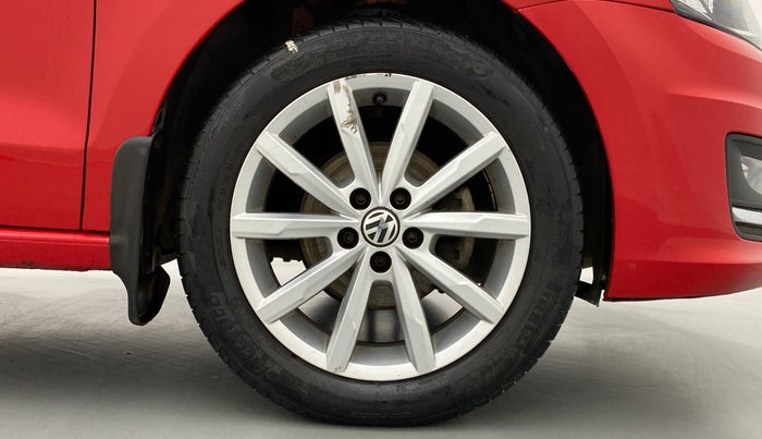 2018 Volkswagen Vento 1.2 TSI HIGHLINE PLUS AT, Petrol, Automatic, 84,790 km, Right Front Wheel