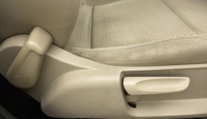 2013 Volkswagen Polo COMFORTLINE 1.2L PETROL, Petrol, Manual, 70,849 km, Driver Side Adjustment Panel