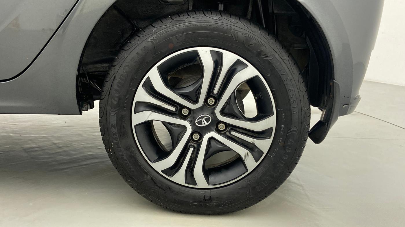 2022 Tata Tiago XZ+ CNG 1.2 RTN, CNG, Manual, 13,579 km, Left Rear Wheel