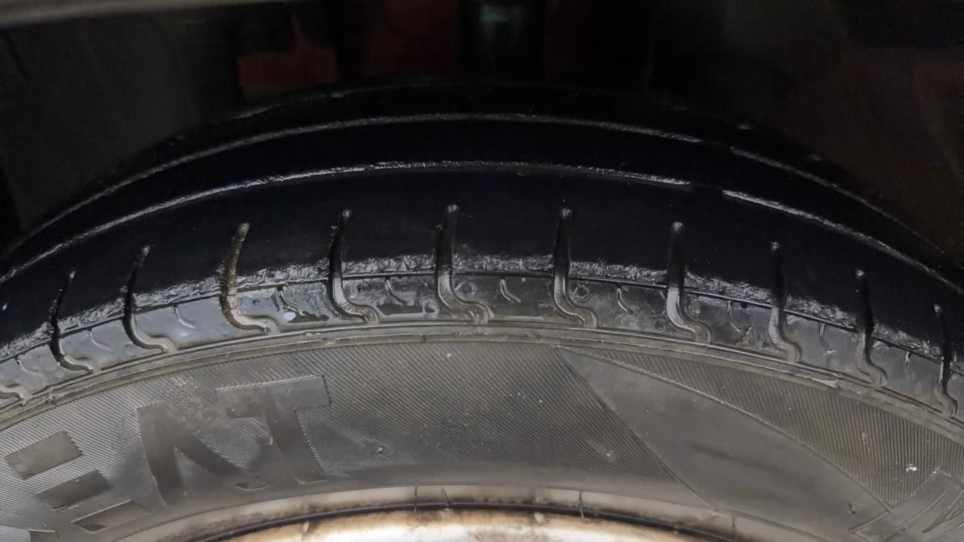 2017 Renault Kwid RXT 0.8, Petrol, Manual, 48,296 km, Left Front Tyre Tread
