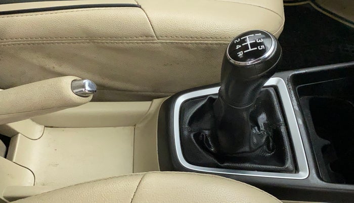 2018 Maruti Dzire VXI, Petrol, Manual, 40,275 km, Gear Lever