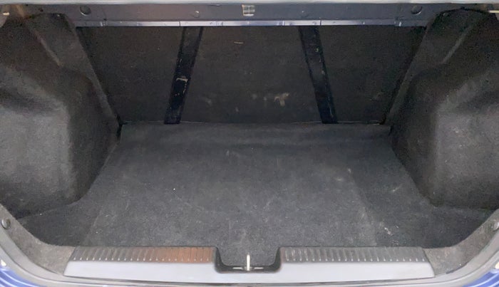 2018 Maruti Dzire VXI, Petrol, Manual, 40,275 km, Boot Inside
