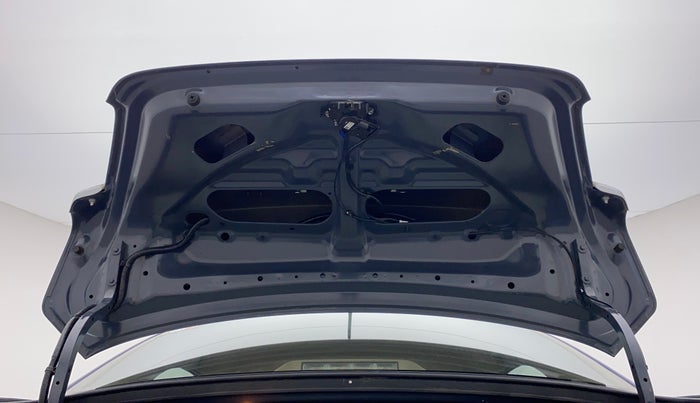 2018 Maruti Dzire VXI, Petrol, Manual, 40,275 km, Boot Door Open