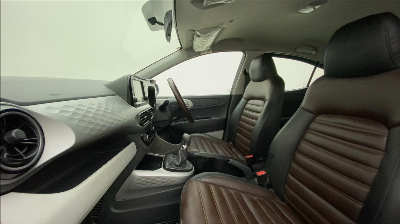2022 Hyundai GRAND I10 NIOS SPORTZ 1.2 KAPPA VTVT CNG, CNG, Manual, 16,959 km, Right Side Front Door Cabin