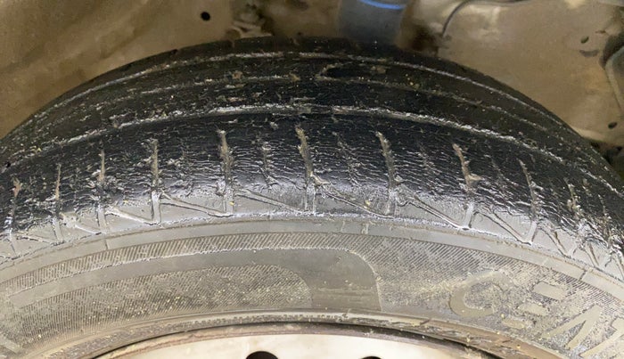 2021 Maruti S PRESSO LXI, Petrol, Manual, 69,167 km, Right Front Tyre Tread