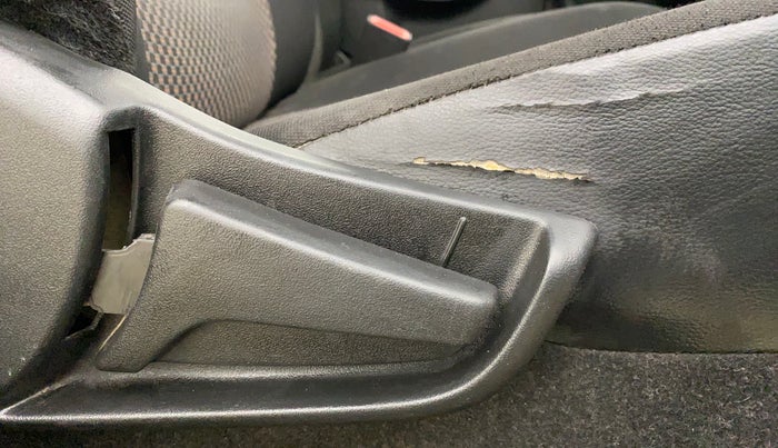 2021 Maruti S PRESSO LXI, Petrol, Manual, 69,167 km, Driver Side Adjustment Panel