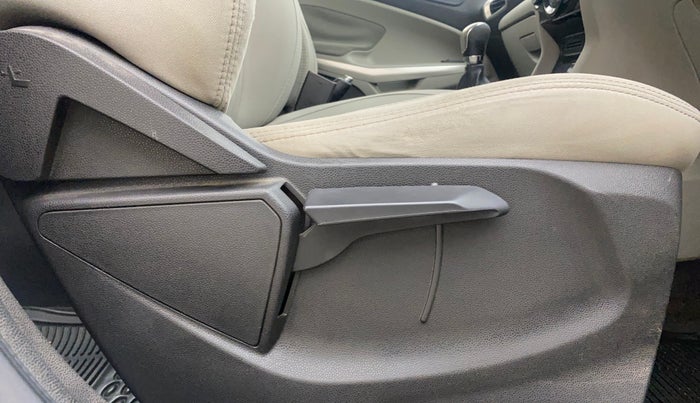 2016 Ford Ecosport TITANIUM 1.5L DIESEL, Diesel, Manual, 95,314 km, Driver Side Adjustment Panel