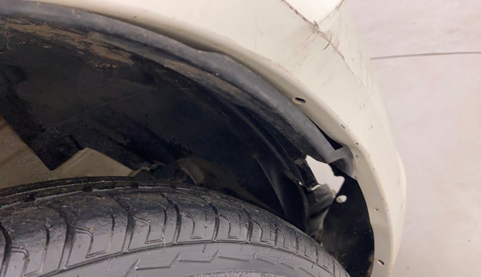 2014 Maruti Swift LXI, Petrol, Manual, 18,768 km, Right fender - Lining loose