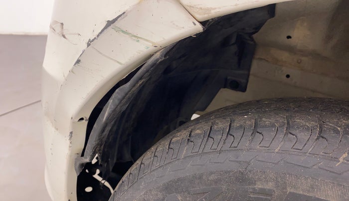2014 Maruti Swift LXI, Petrol, Manual, 18,768 km, Left fender - Lining loose