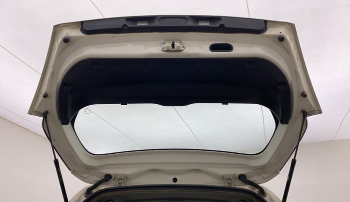 2014 Maruti Swift LXI, Petrol, Manual, 18,768 km, Boot Door Open