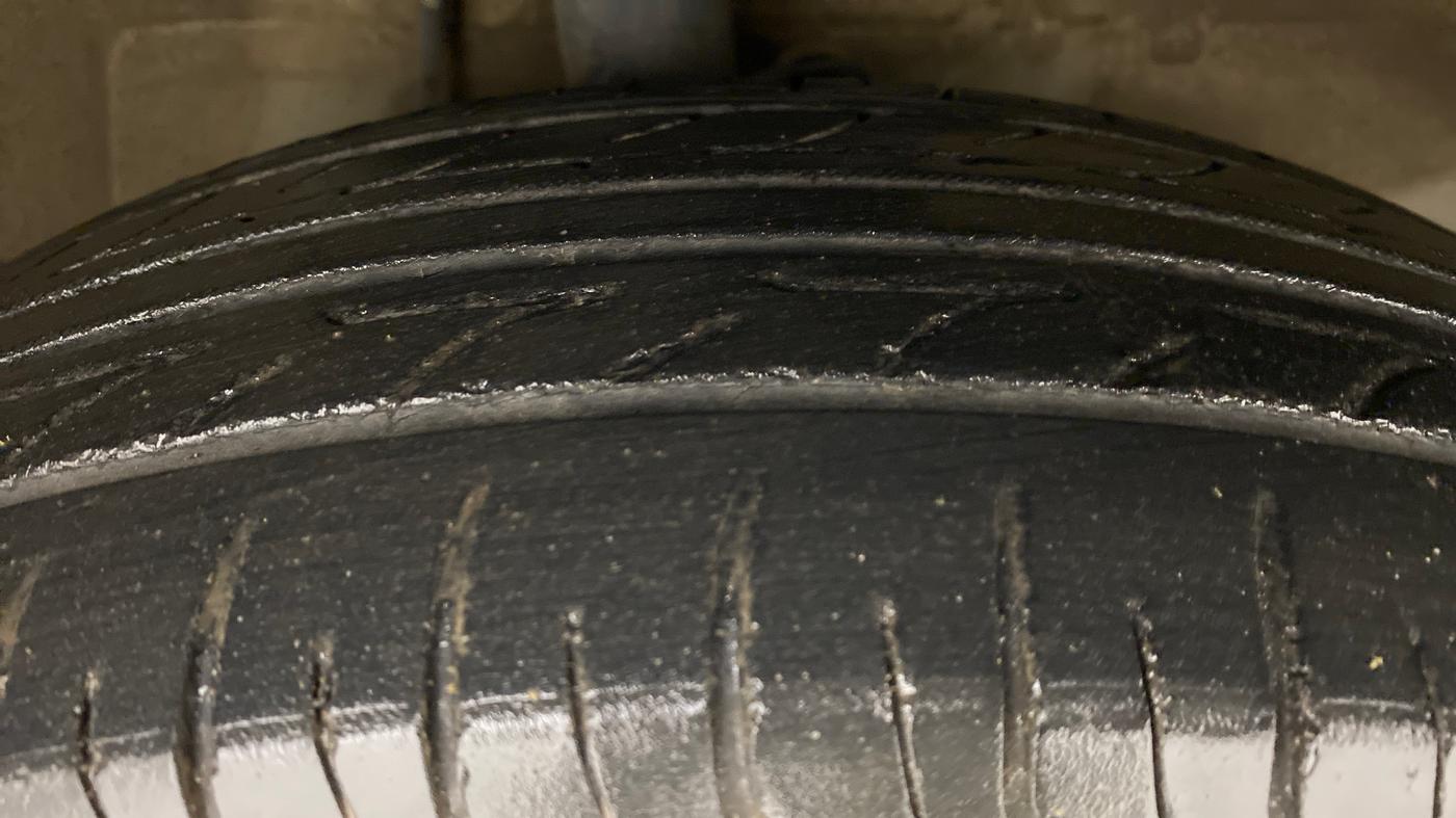 2009 Maruti Swift VDI, Diesel, Manual, 69,579 km, Right Front Tyre Tread