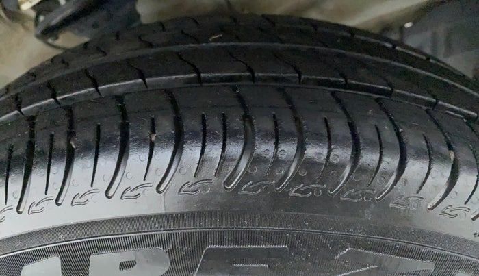 2020 Maruti S PRESSO VXI PLUS, Petrol, Manual, 20,411 km, Right Front Tyre Tread