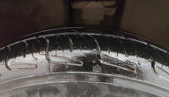 2019 Renault Kwid CLIMBER 1.0 (O), Petrol, Manual, 60,949 km, Right Front Tyre Tread