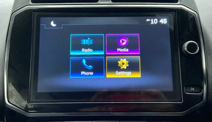 2022 Renault Kwid 1.0 RXT AT, Petrol, Automatic, 3,303 km, Infotainment System