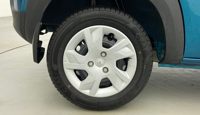 2022 Renault Kwid 1.0 RXT AT, Petrol, Automatic, 3,303 km, Right Rear Wheel