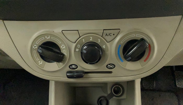 2016 Maruti Alto K10 VXI, Petrol, Manual, 16,519 km, AC Unit - Directional switch has minor damage