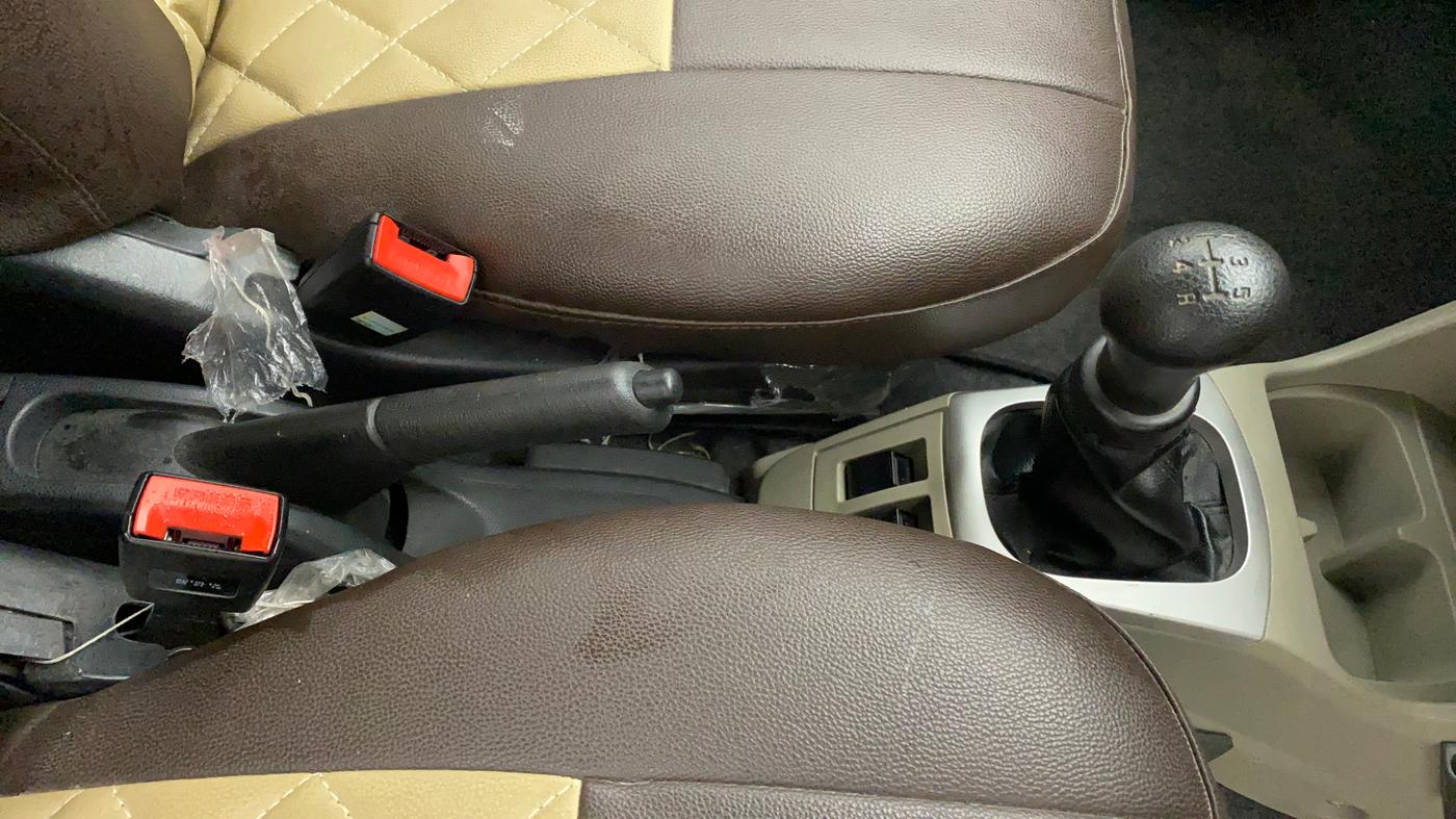 2016 Maruti Alto K10 VXI, Petrol, Manual, 16,519 km, Gear Lever