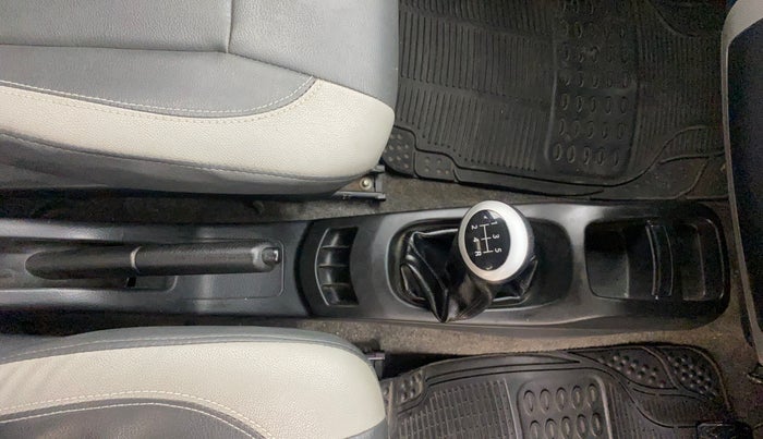 2012 Maruti Wagon R 1.0 LXI, Petrol, Manual, 81,230 km, Gear Lever