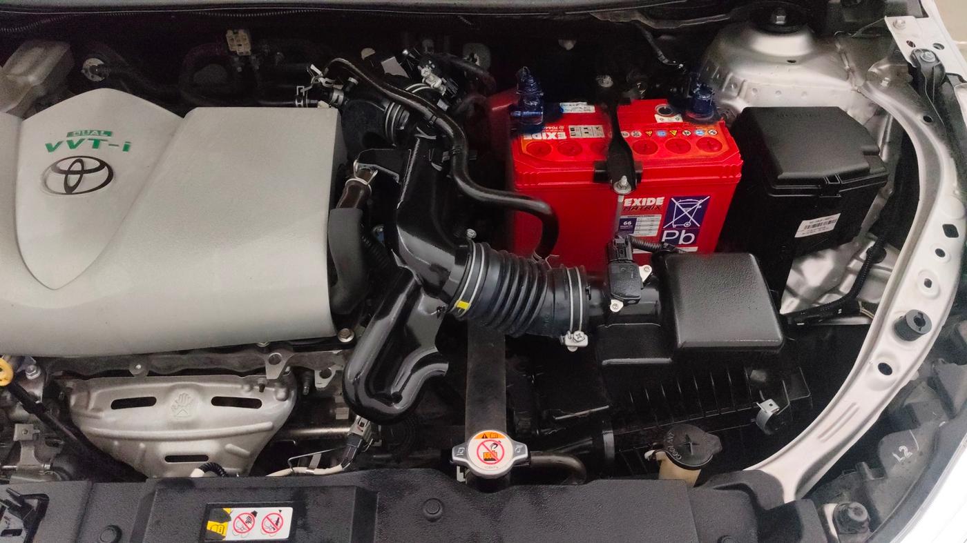 2020 Toyota YARIS J CVT, Petrol, Automatic, 34,979 km, Engine View - Left