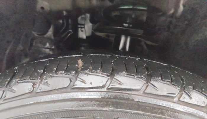 2020 Toyota YARIS J CVT, Petrol, Automatic, 34,979 km, Left Front Tyre Tread