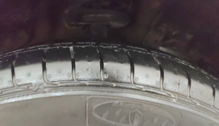 2020 MG HECTOR SHARP 1.5 DCT PETROL, Petrol, Automatic, 22,391 km, Right Front Tyre Tread