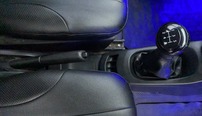 2018 Maruti Wagon R 1.0 LXI CNG, CNG, Manual, 74,452 km, Gear Lever