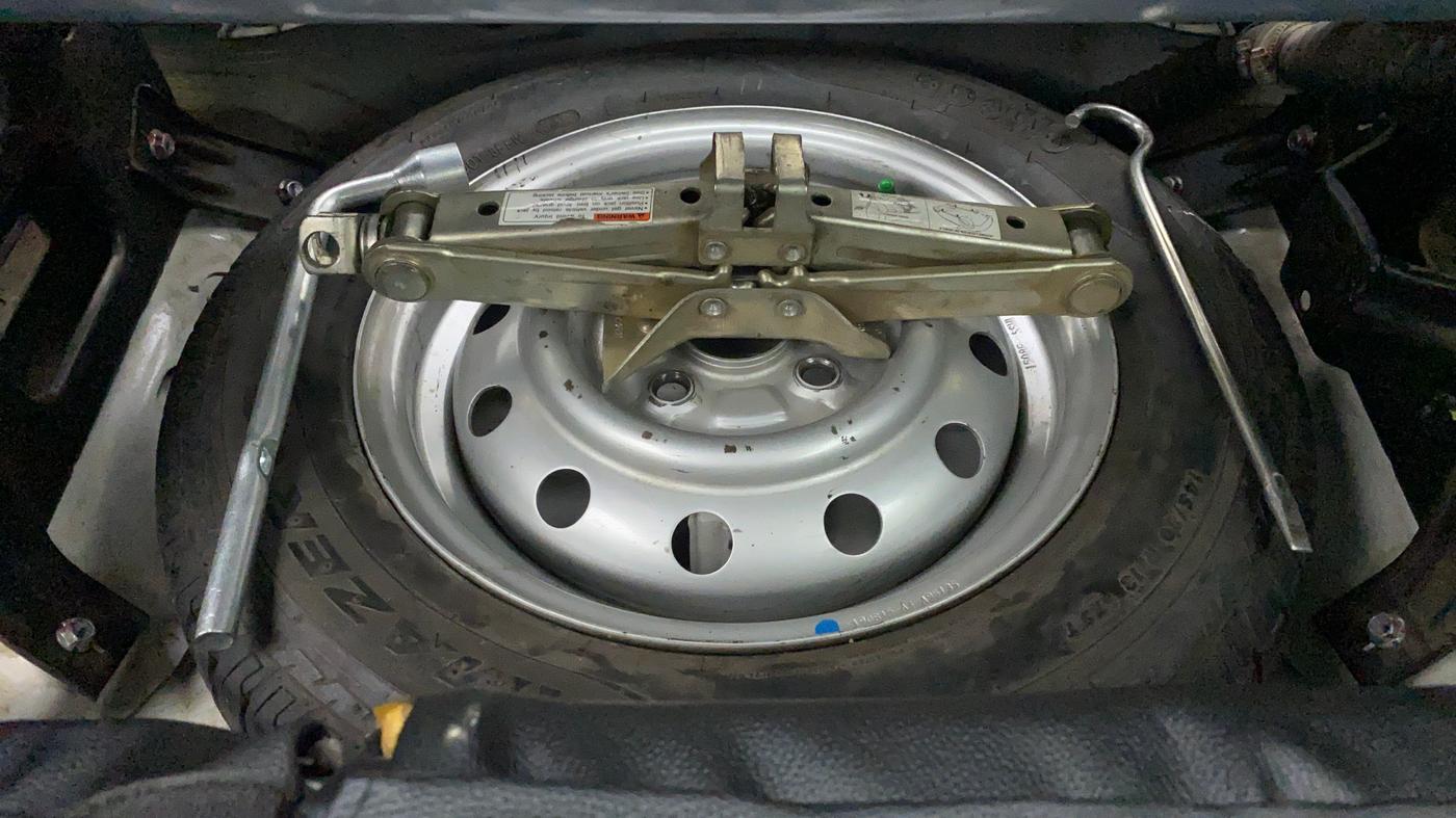 2018 Maruti Wagon R 1.0 LXI CNG, CNG, Manual, 74,452 km, Spare Tyre