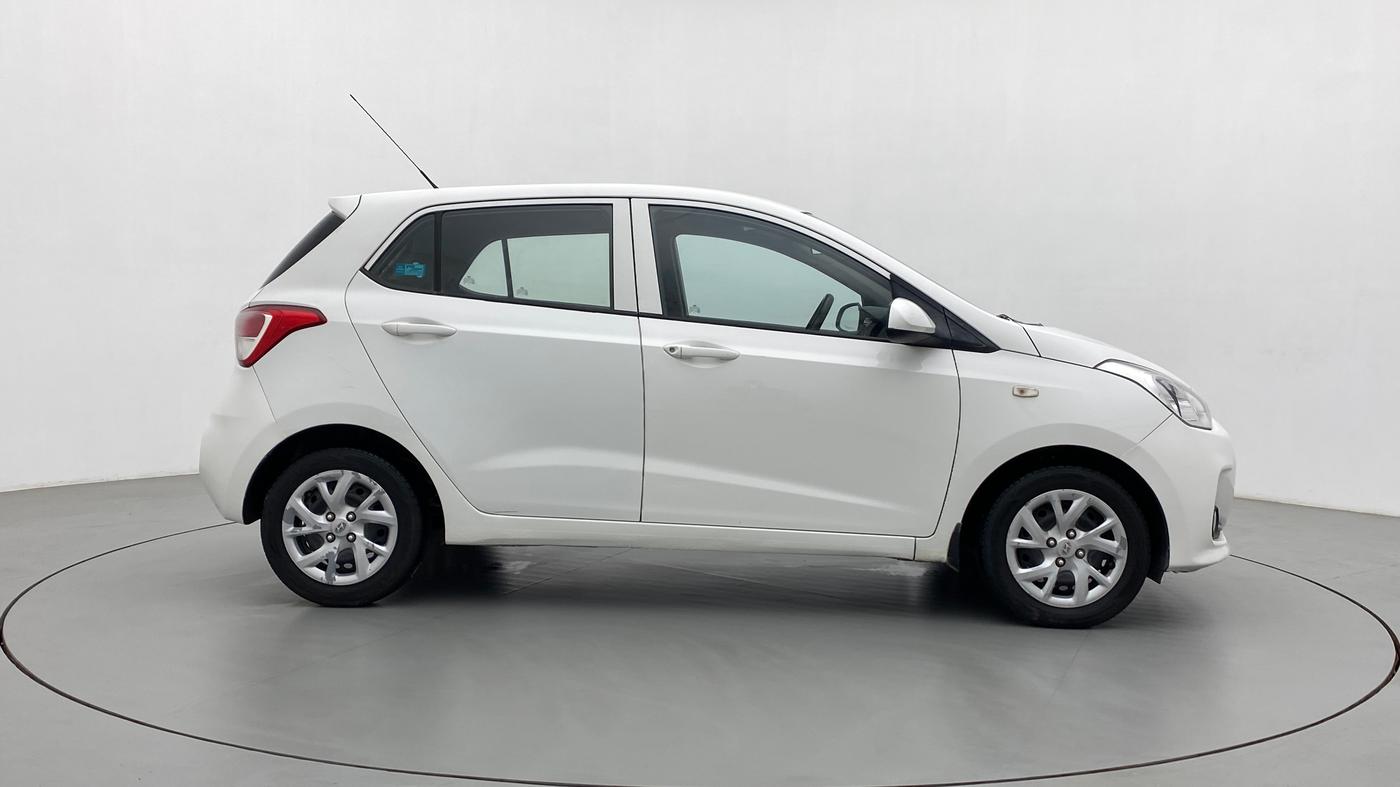 2017 Hyundai Grand i10 MAGNA 1.2 KAPPA VTVT, Petrol, Manual, 99,100 km, Right Side View