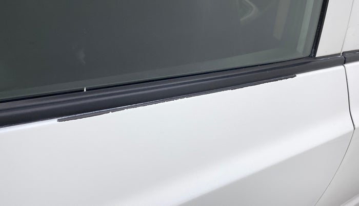 2017 Hyundai Grand i10 MAGNA 1.2 KAPPA VTVT, Petrol, Manual, 99,100 km, Right rear door - Paint has faded