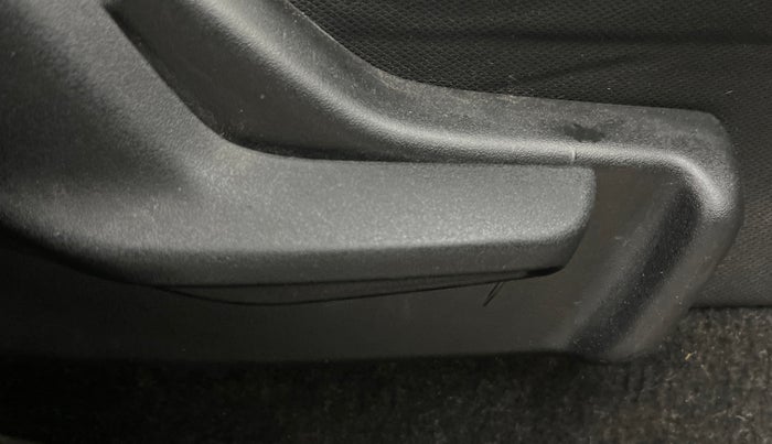 2022 Maruti IGNIS DELTA 1.2, Petrol, Manual, 57,399 km, Driver Side Adjustment Panel