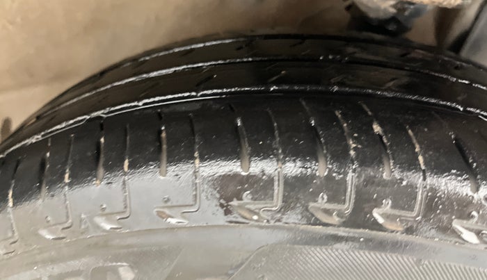 2022 Maruti IGNIS DELTA 1.2, Petrol, Manual, 57,399 km, Right Front Tyre Tread